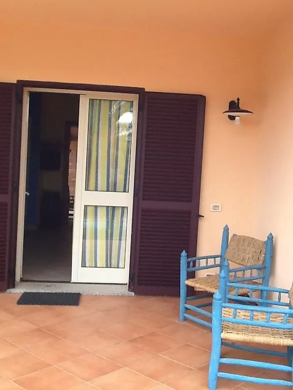 بيت للعطل Sa Pedra Romantica سان تيودورو إيطاليا