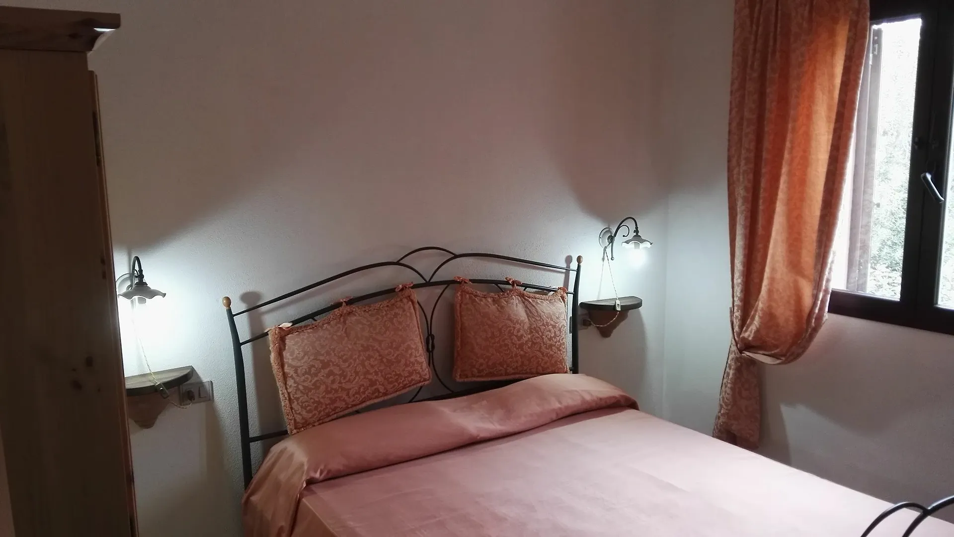 بيت للعطل Sa Pedra Romantica سان تيودورو